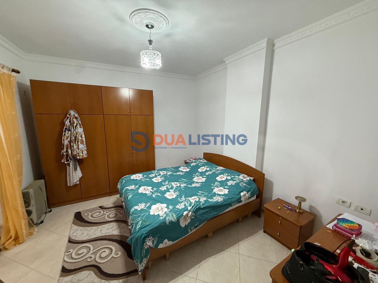 🏡 Vendesi in vendita 2+1+2

📍Paskuqan (vicino alla Scuola "Lidhja e Prizrenit")