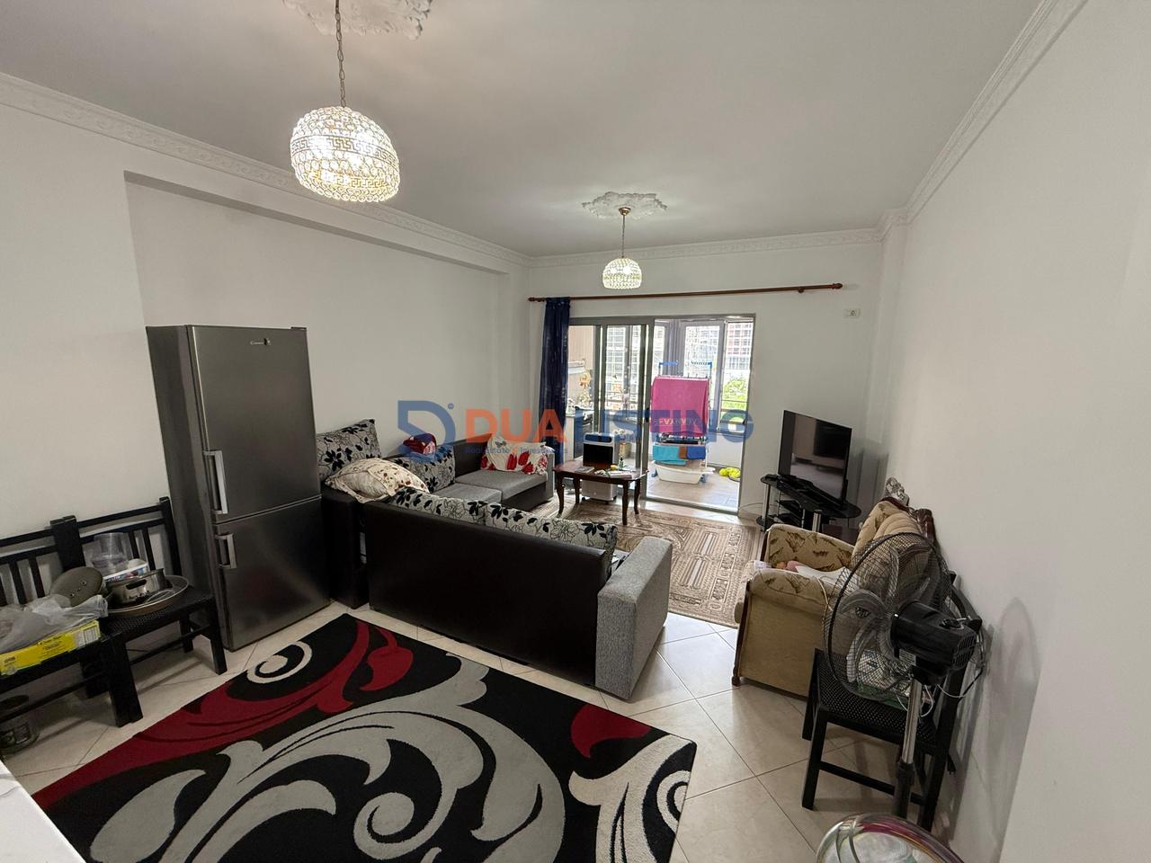 🏡 Vendesi in vendita 2+1+2

📍Paskuqan (vicino alla Scuola "Lidhja e Prizrenit")