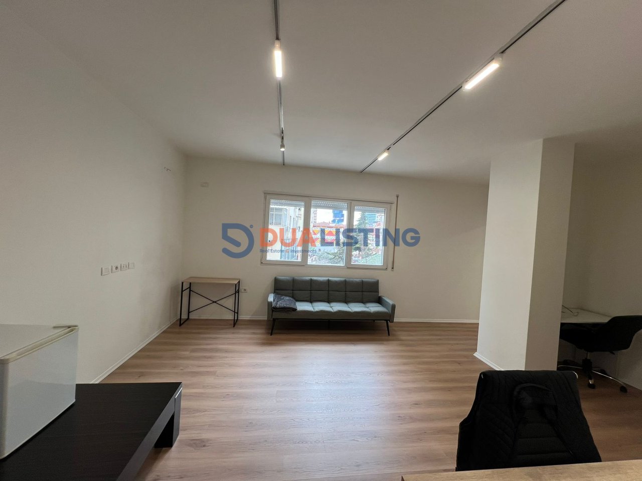 ✨ Ambient Zyre Premium me Qira – Pazar i Ri ✨