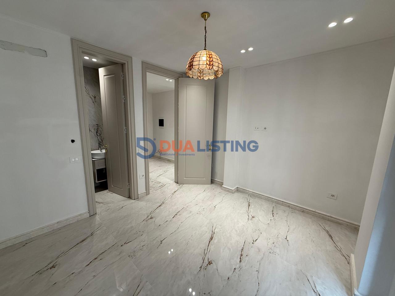 🏢 Ambient Luksoz për Zyra me Qera

📍 Liqeni i Thatë, pranë Radisson