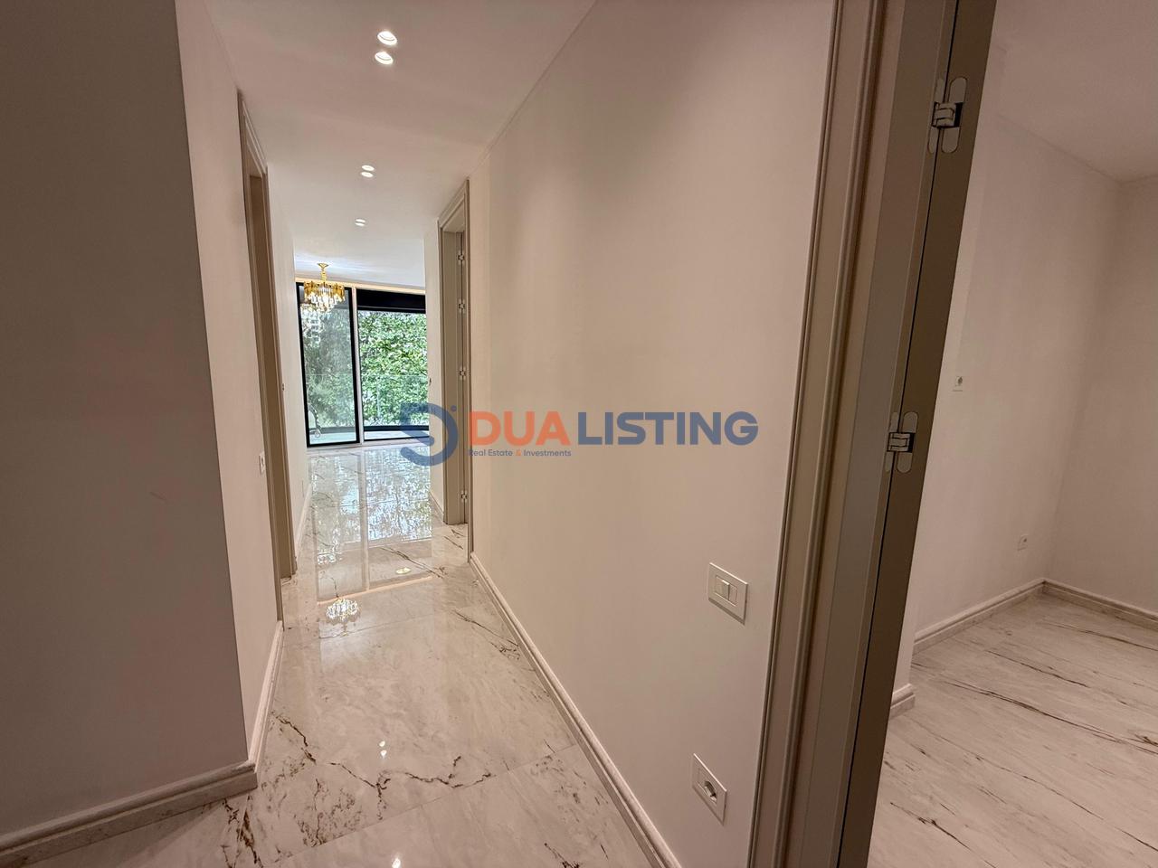 🏢 Ambient Luksoz për Zyra me Qera

📍 Liqeni i Thatë, pranë Radisson