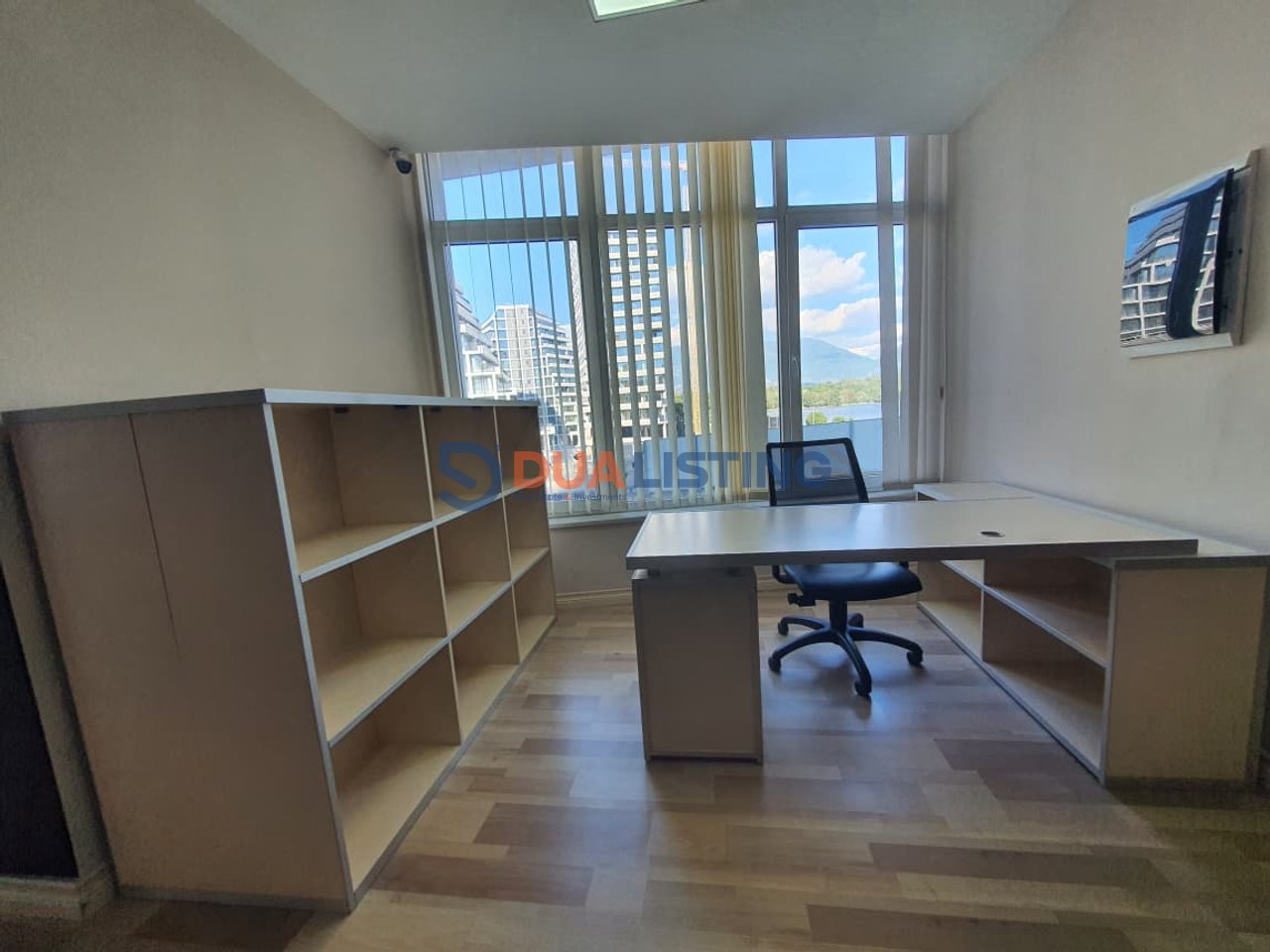 🏢 ZYRË ME QIRA – TEK LIQENI, PRANË KOPSHTIT ZOOLOGJIK!