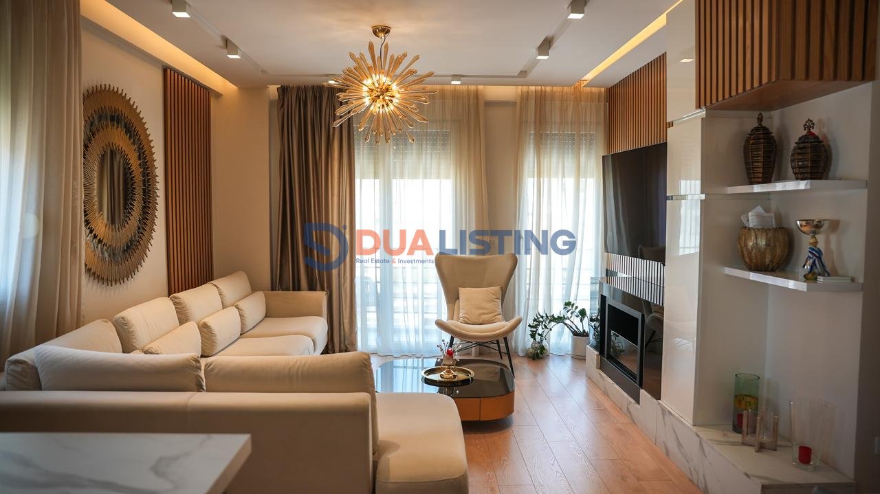 Shesim apartament 3+1+2 prane rruges se Elbasanit prane shkolles Mihal Grameno!
