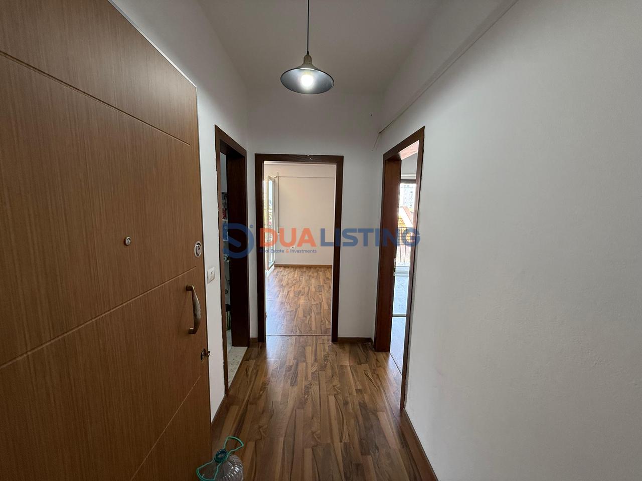 🏢 IN AFFITTO | LOCALE COMMERCIALE CON DUE POSTI AUTO – 21 DHJETORI