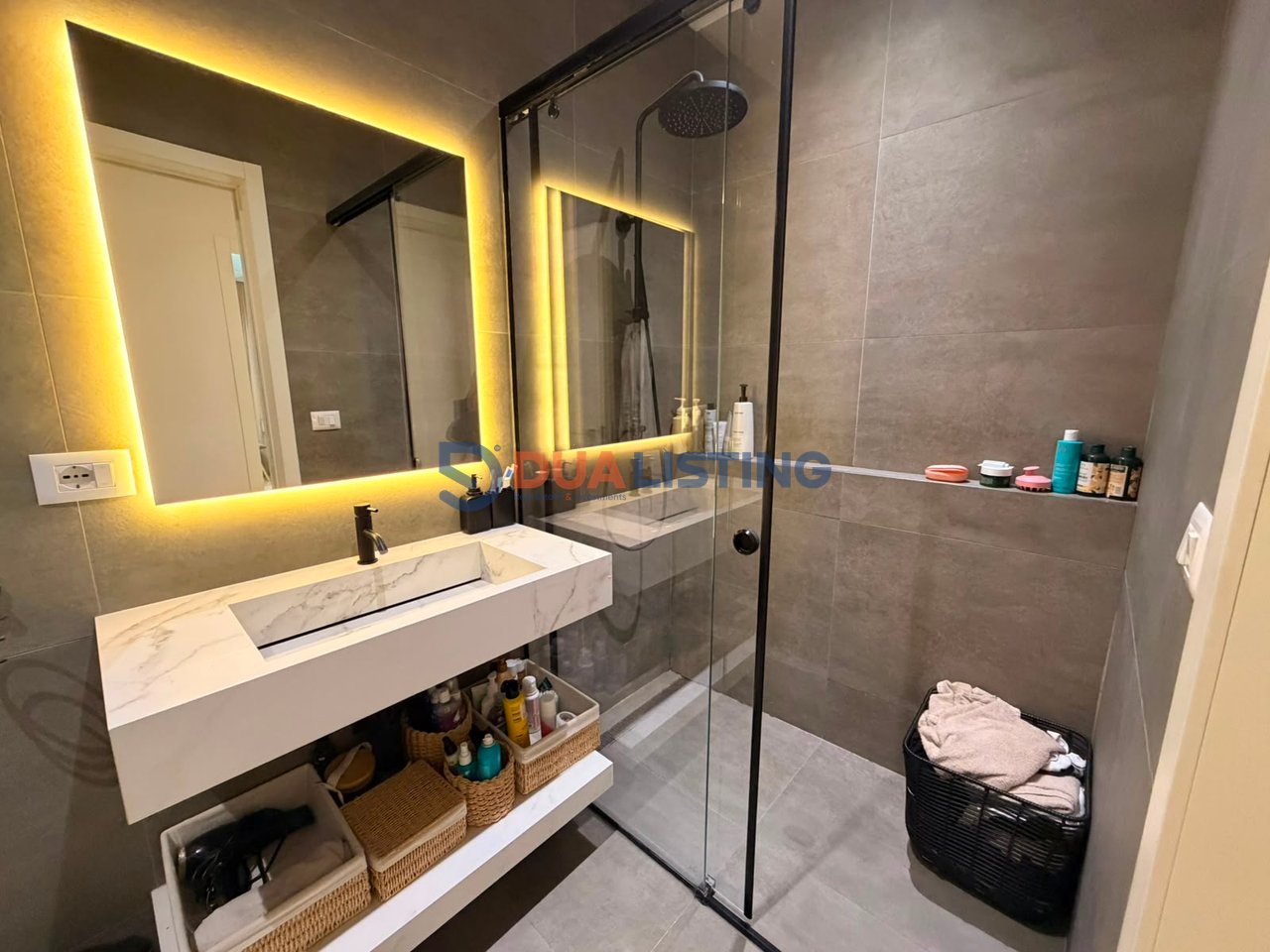 Shitet Apartament 3+1 – Rezidenca Lake View, Rruga e Kosovareve!