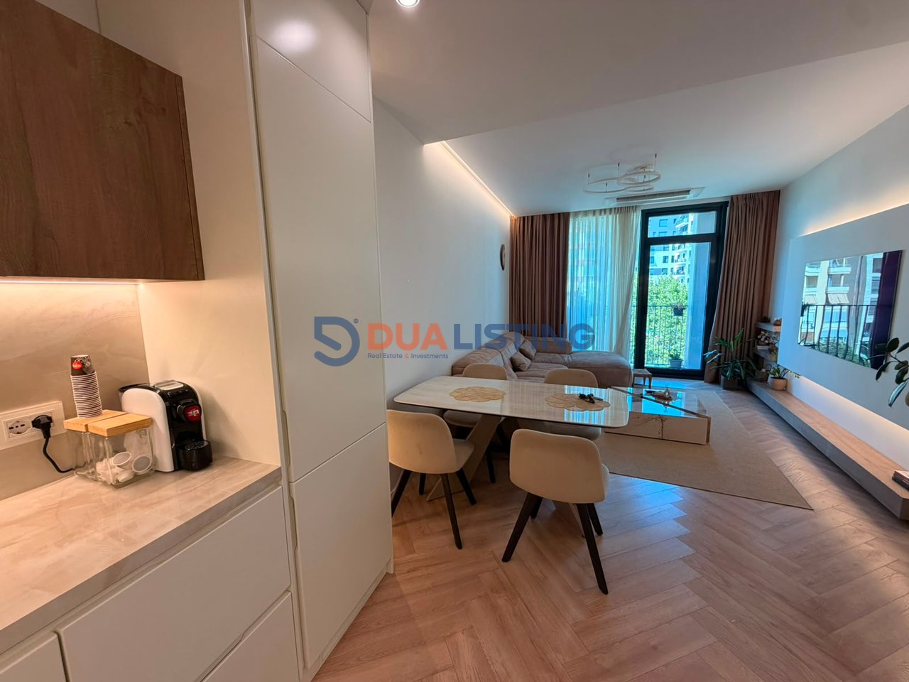 Shitet Apartament 3+1 – Rezidenca Lake View, Rruga e Kosovareve!