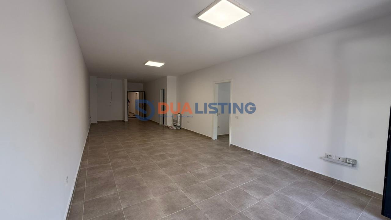 🏢 LOCALE COMMERCIALE IN AFFITTO – DI FRONTE AL RADISSON