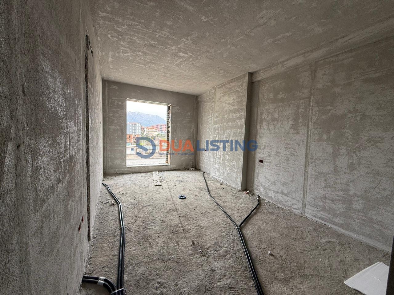 ✨ Exclusive Apartment for Sale 2+1+2 with Parking Space ✨
📍 Paskuqan – Ringside, “Met Invest”