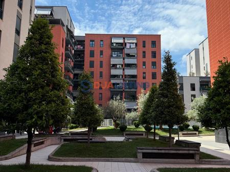 Unità aziendale in vendita – Green City Complex, Tirana!