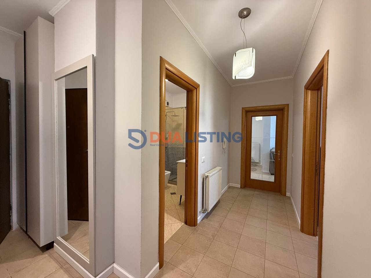 Japim Apartament 2+1+2 me qira te Komuna e Parisit!!