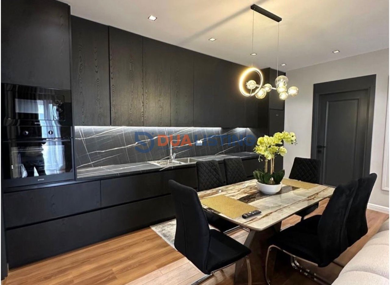 Jepet me qira apartament 3+1+2,Garden Building!!