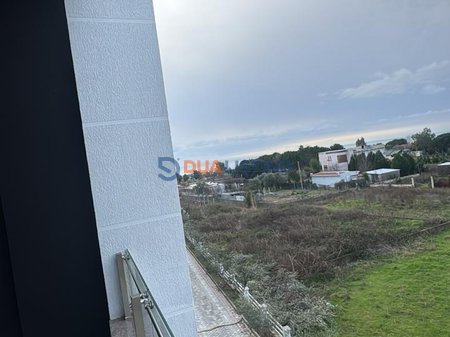 Shitet Apartament 2+1 në Gjirin e Lalzit