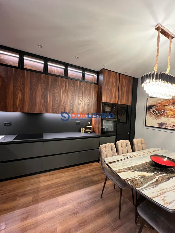 Vendesi appartamento 2+1+2, presso Secret Garden