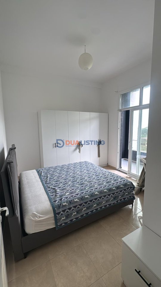 Shitet Apartament 2+1 në Gjirin e Lalzit