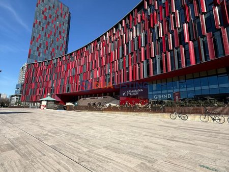 🏢 Ambient Zyrash me Qira – Air Albania