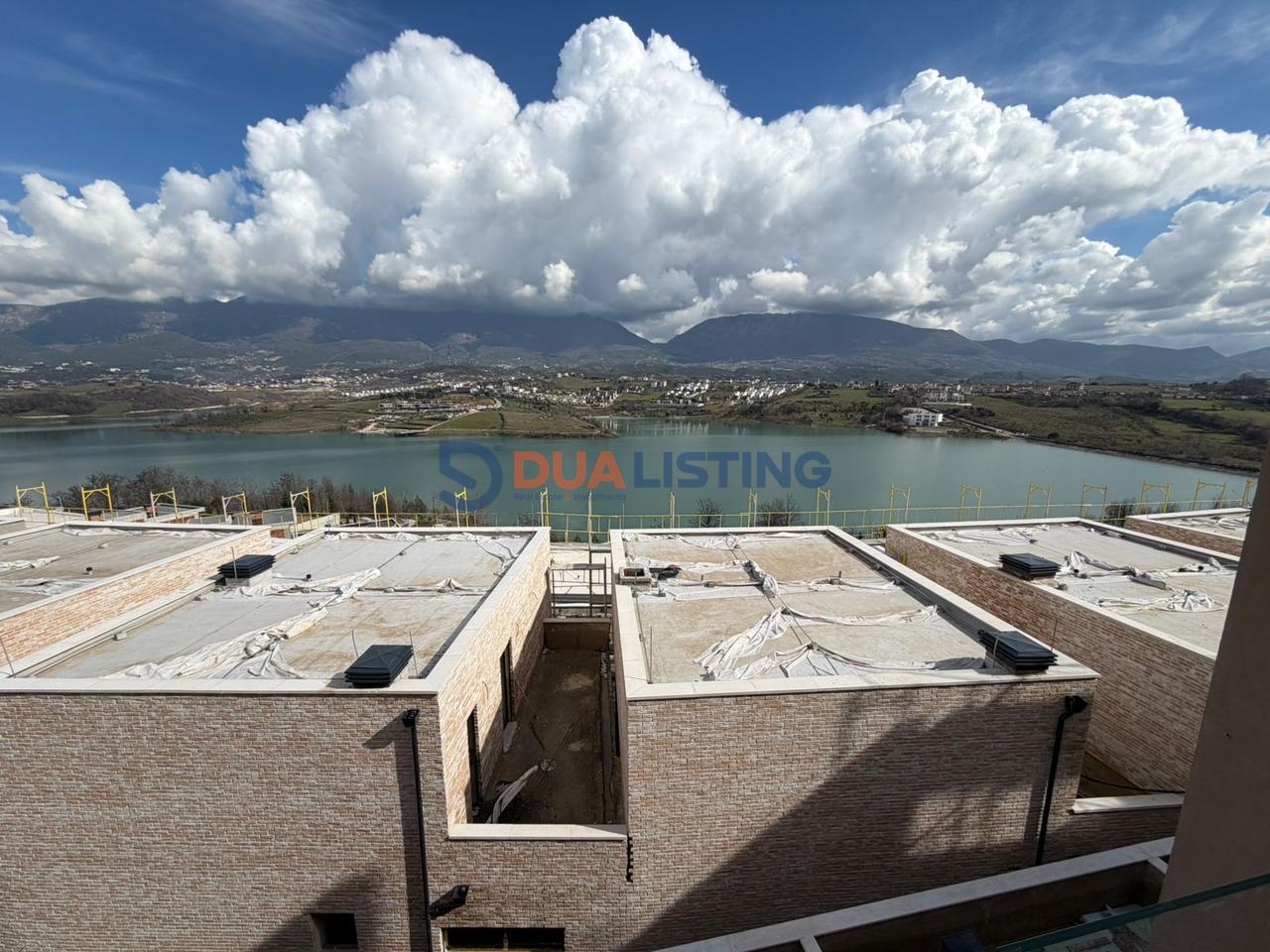 🔥✨ SHITET Triplex Swan Lake Residence, Farke