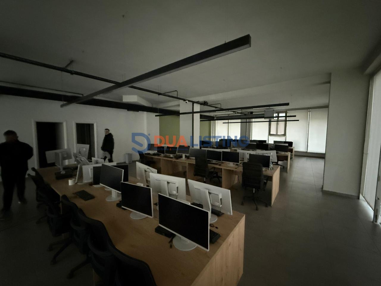 Ambient për zyra me qera – Astir