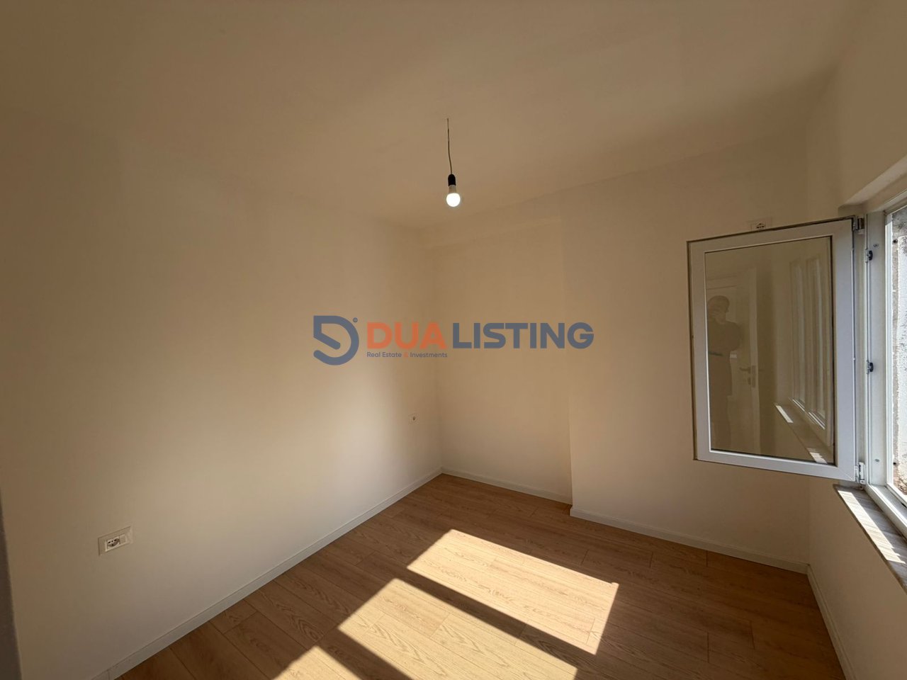 Shesim Apartament 1+1 ne Rrugen e Kosovareve!