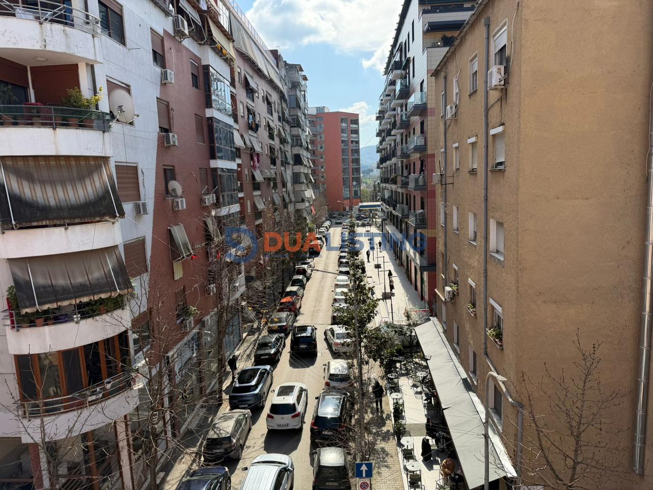 Shesim Apartament 1+1 ne Rrugen e Kosovareve!