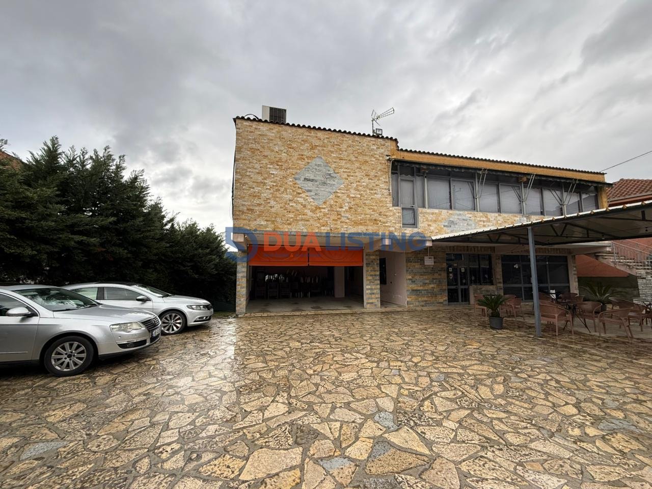 Business Premises for Rent – Kombinat, Sharrë