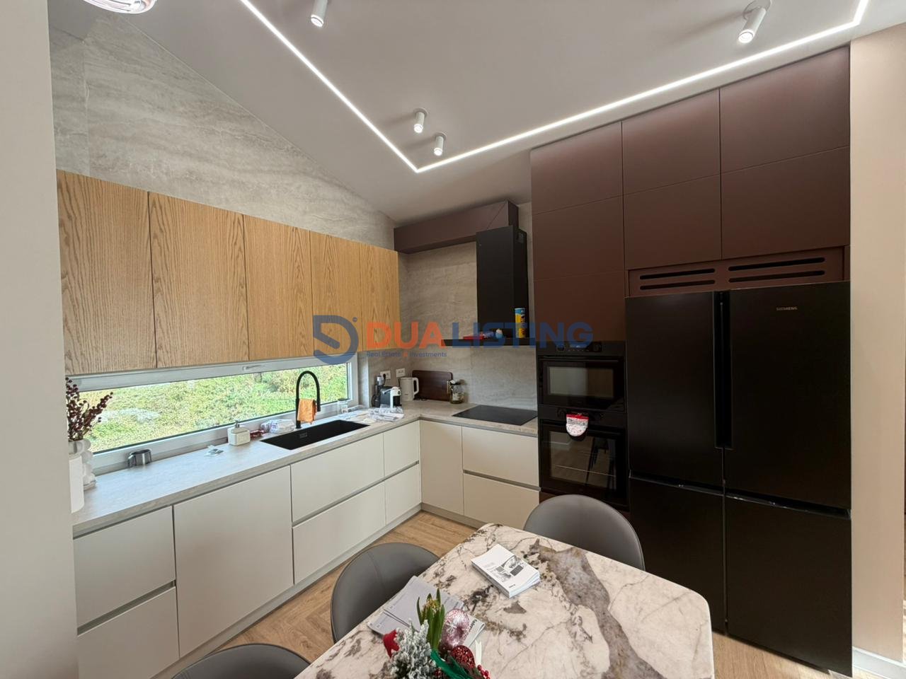 Jepet me Qira kati i nje vile ne Sauk 2+1+2 !