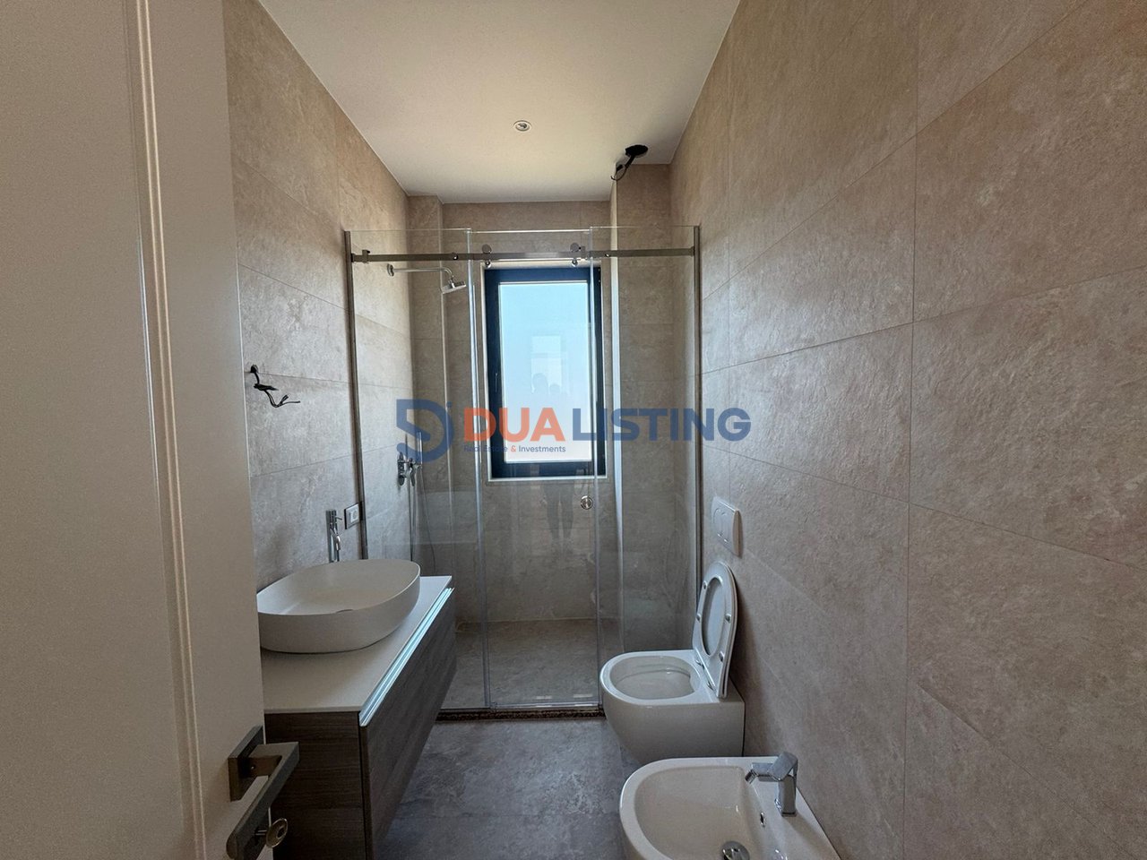 VILLA INDIVIDUALE APPENA COMPLETATA CON PISCINA IN AFFITTO A TEG!