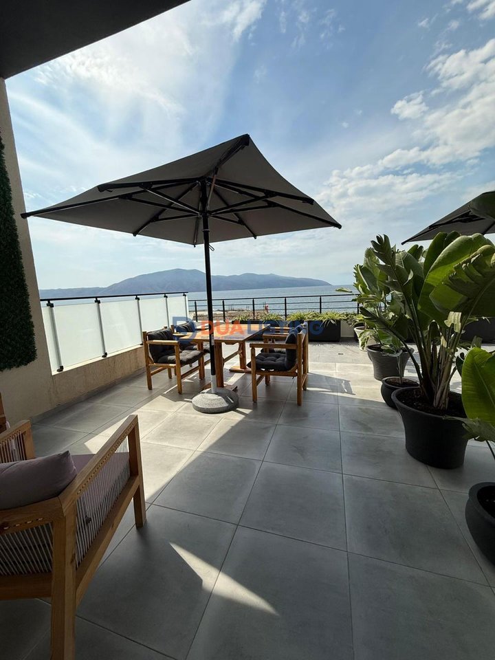 ✨ Shitet Pronë Luksoze – 2 Garsoniere në Radhimë, Vlorë