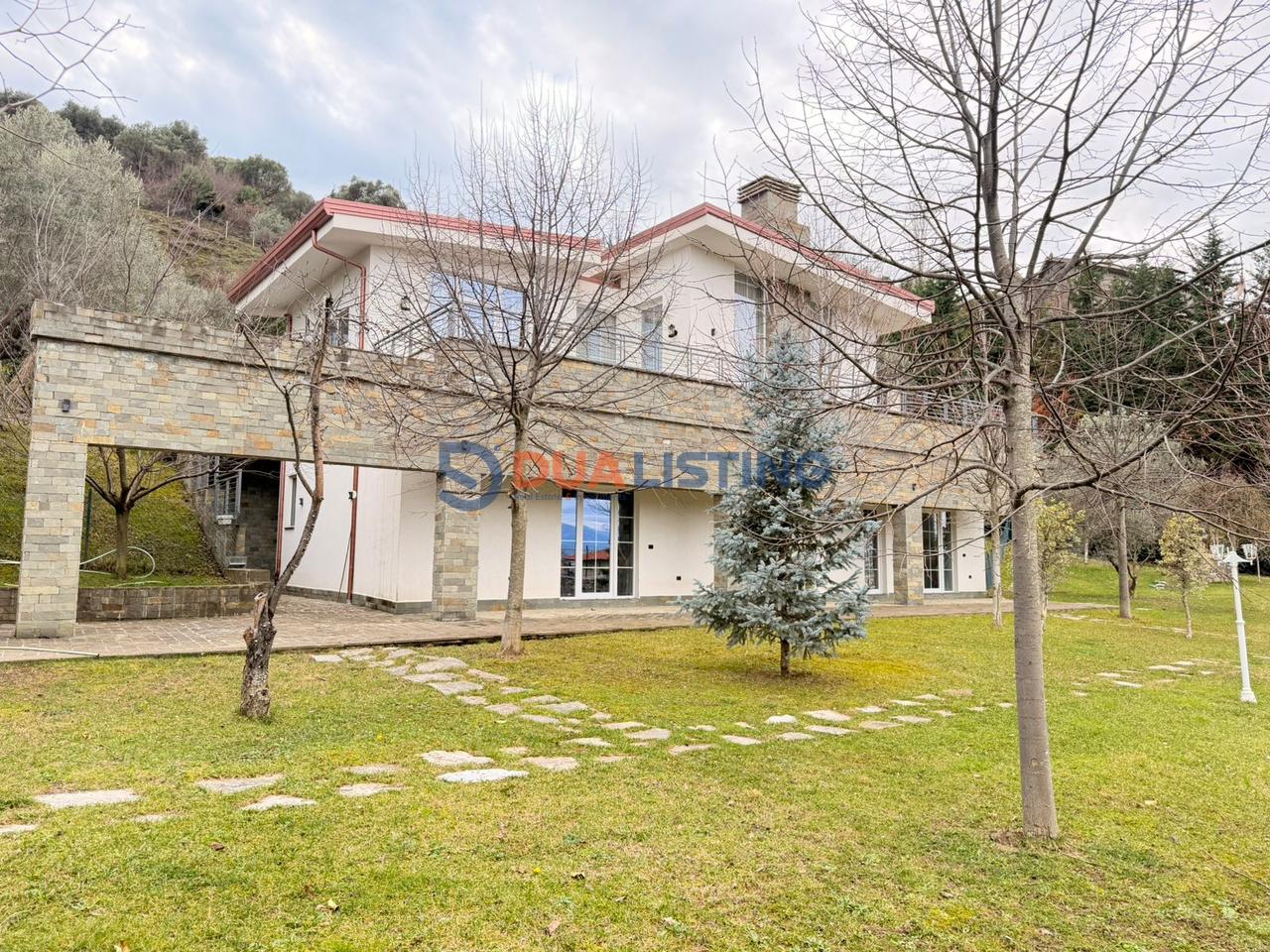 SHITET VILE UNIKE NE PETRELE !