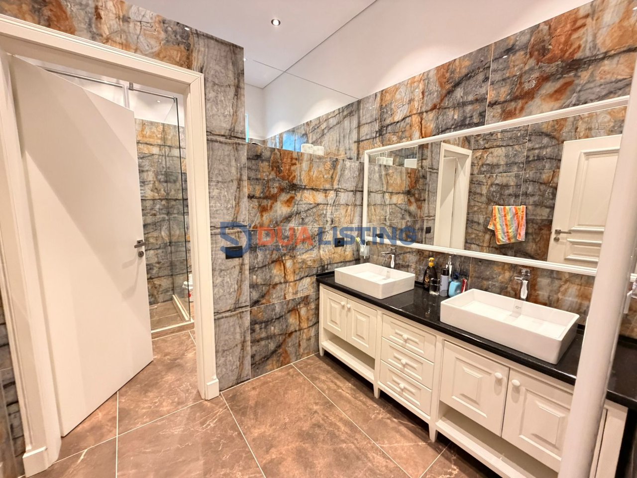 JEPET VILE UNIKE ME QIRA NE PETRELE !