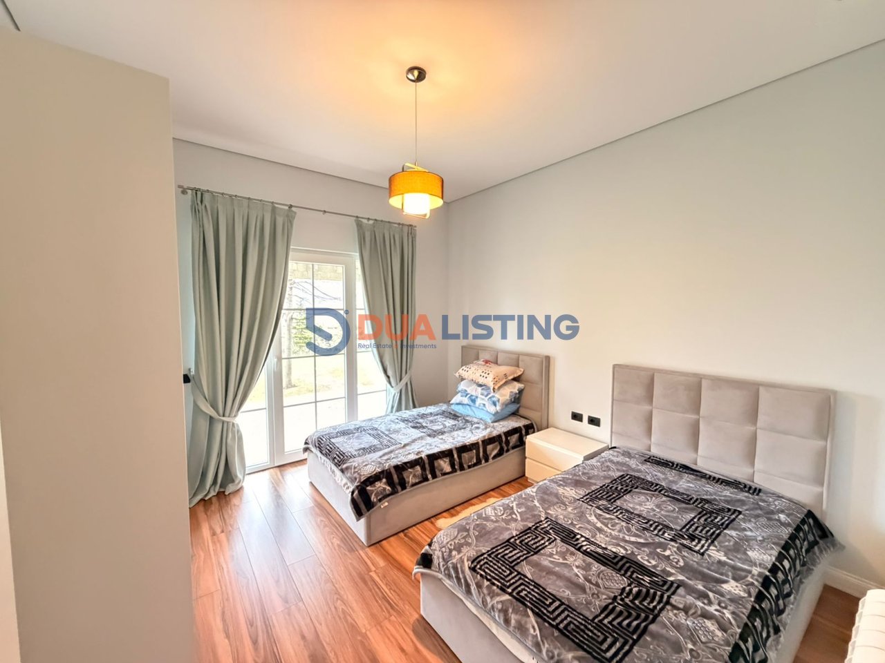 JEPET VILE UNIKE ME QIRA NE PETRELE !