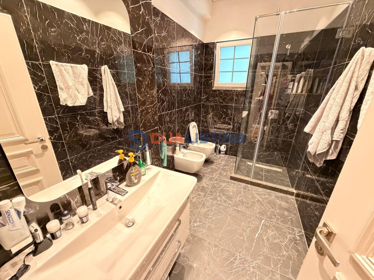 JEPET VILE UNIKE ME QIRA NE PETRELE !