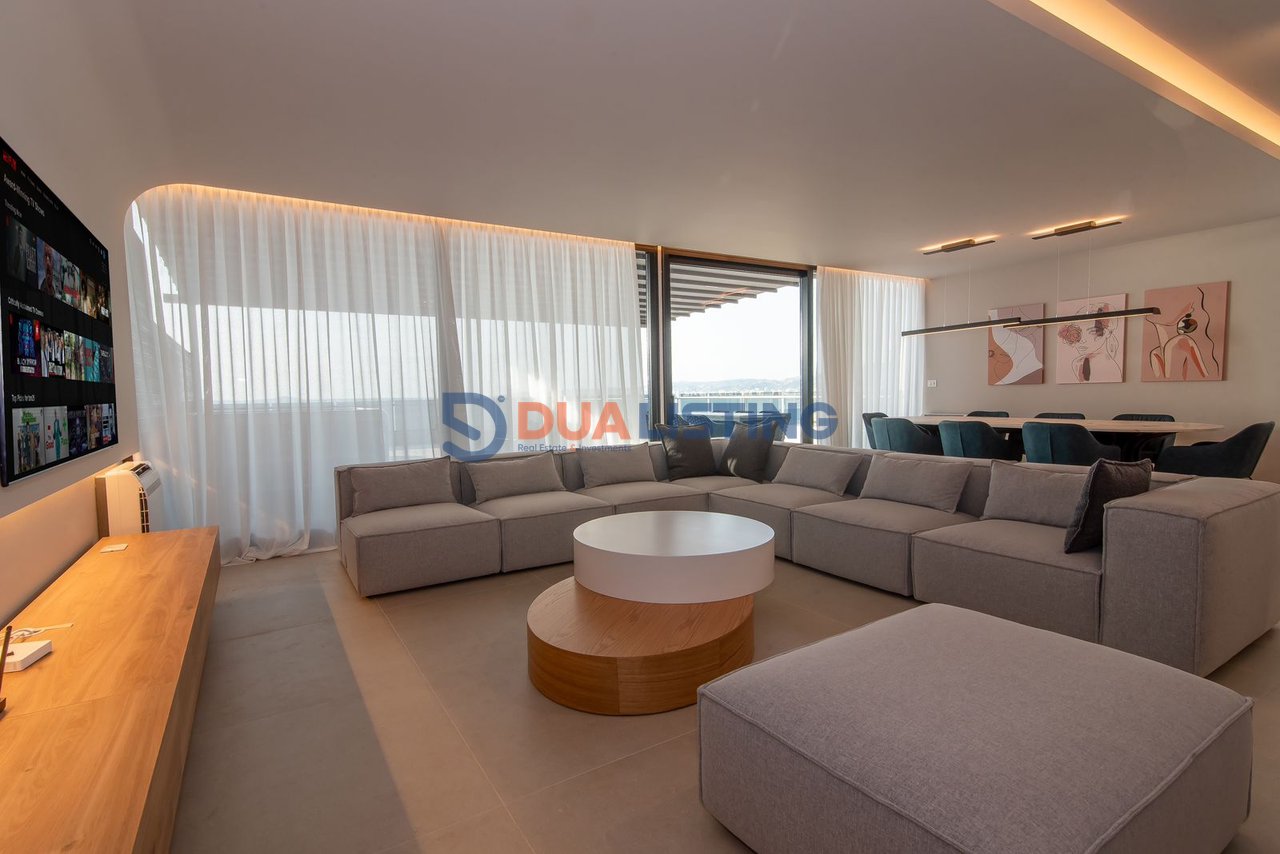 Shesim Penthouse Ikonik me Verandë Panoramike , Vlore 
Jetë Luksi mbi Detin Jon, Vlorë