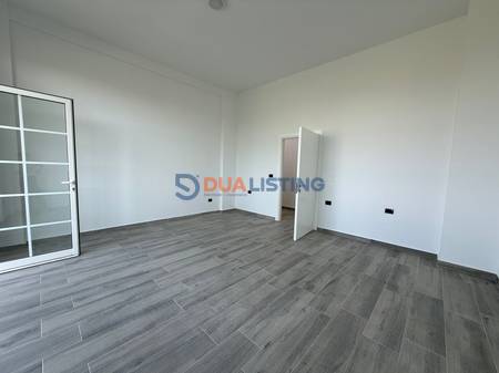We rent a 4+1 apartment for residence or office in Paskuqan!