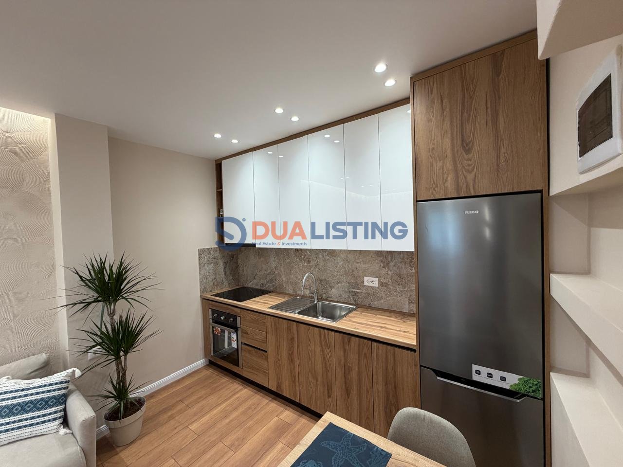 Modern studio apartment for sale Pazari i Ri!