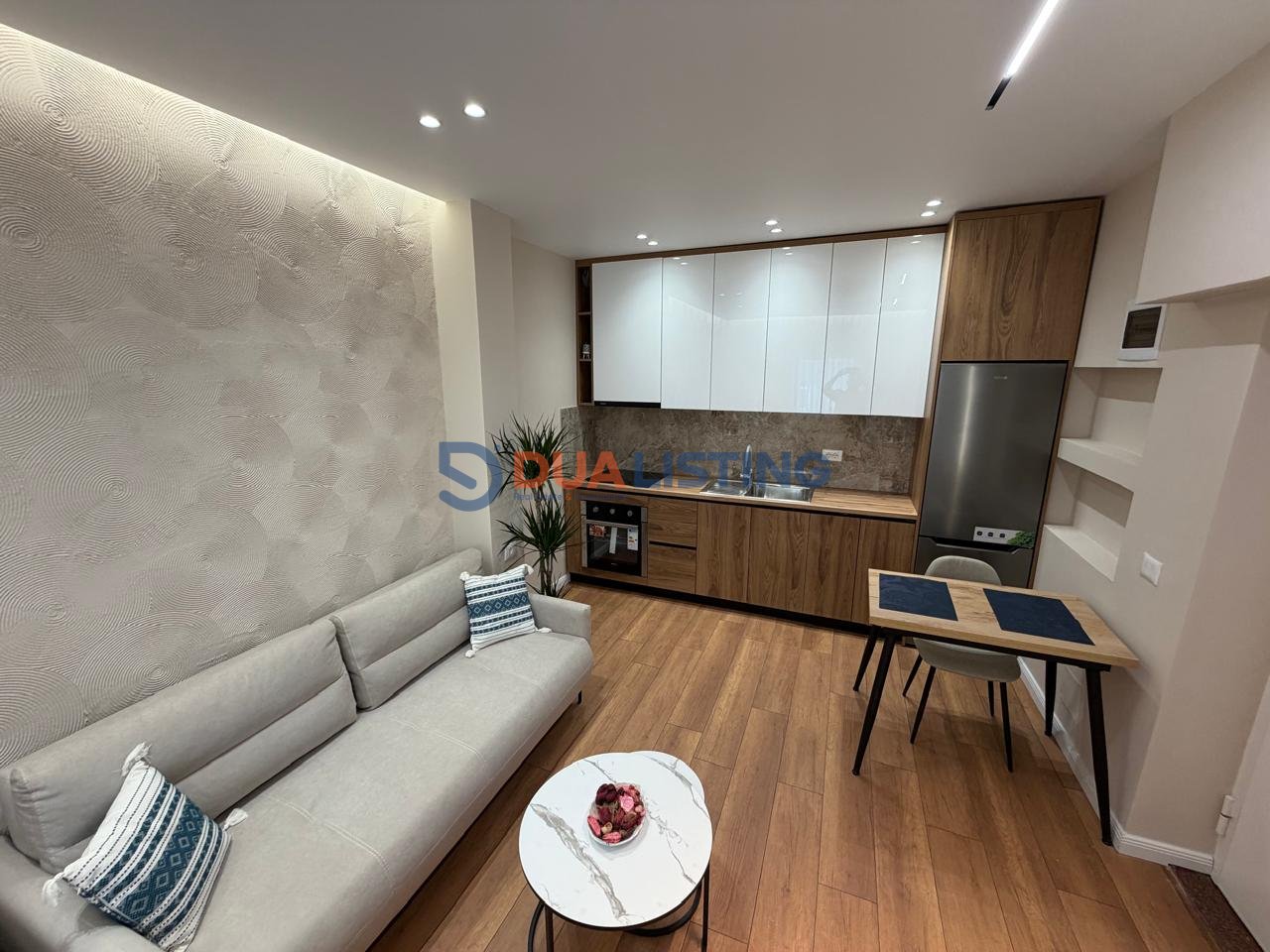 Modern studio apartment for sale Pazari i Ri!
