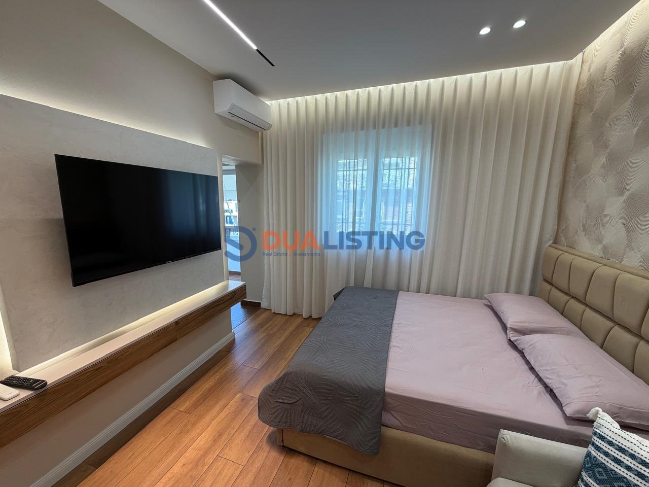 Modern studio apartment for sale Pazari i Ri!