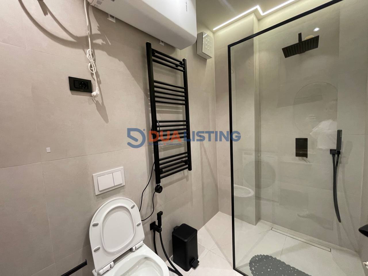 Affittiamo appartamento moderno 1+1 alla Residenza Golden Tower, Via Mine Peza!