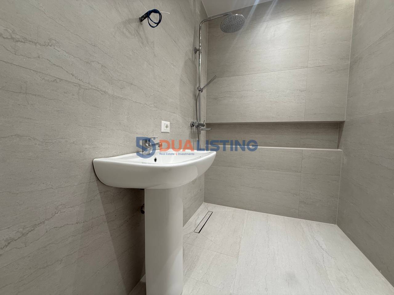 Shesim Apartament 2+1 Rezidenca Albulena-Paskuqan!