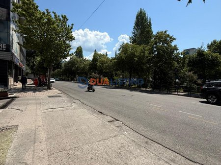 Commercial Space for Rent 550 m² – “Zhan Dark” Boulevard