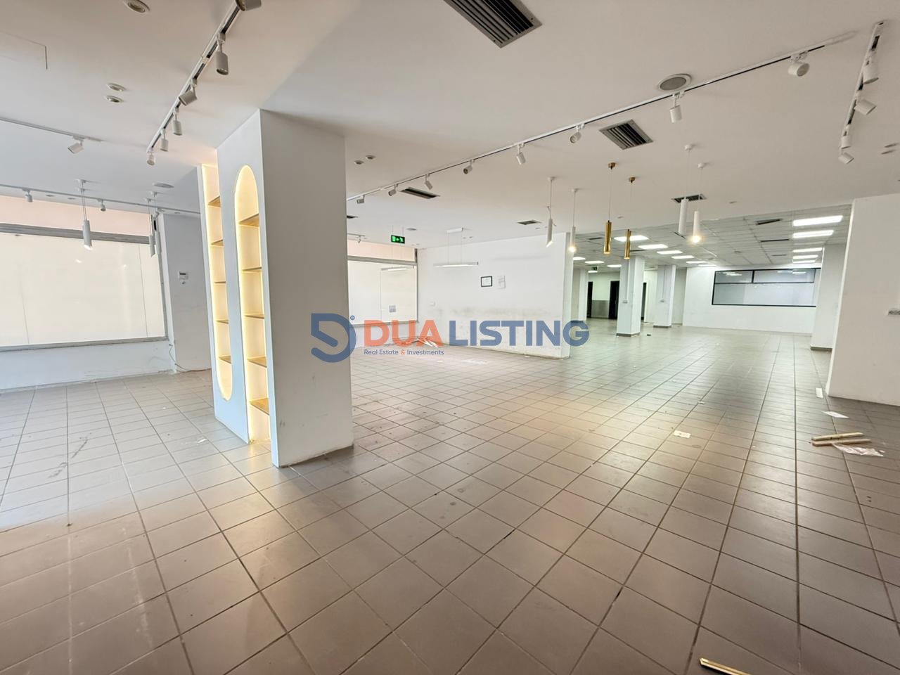 Commercial Space for Rent 550 m² – “Zhan Dark” Boulevard