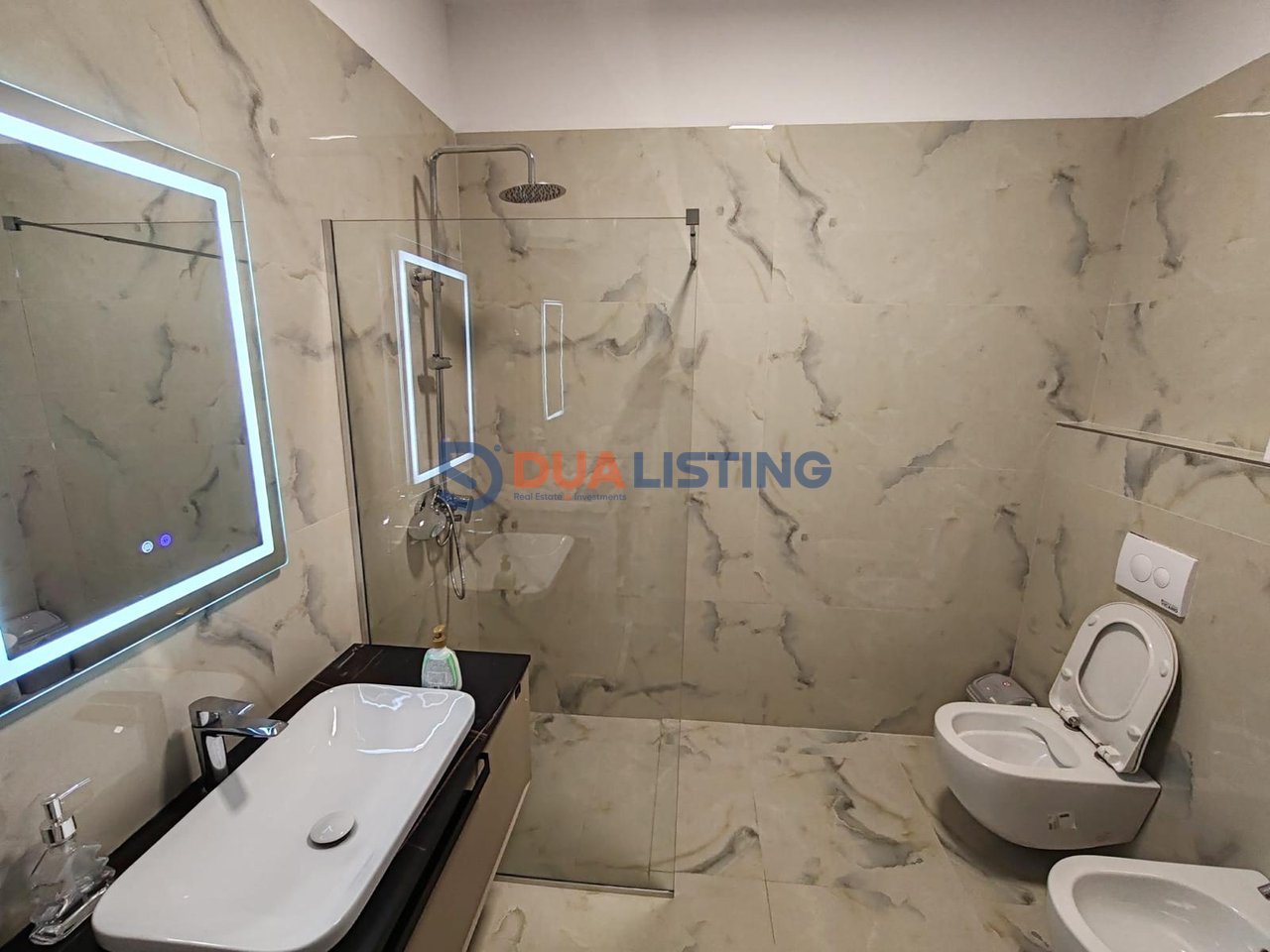 AFFITTASI APPARTAMENTO 2+1+2 CON POSTO AUTO A UNAZA E RE, OASIS RESIDENCE !!