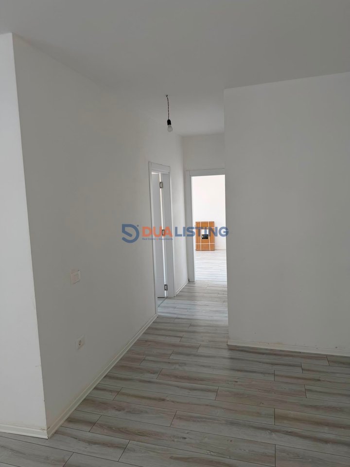 Appartamento 2+1 in affitto per abitazione o ufficio – Complesso Ndregjoni, Nuovo Viale, Tirana