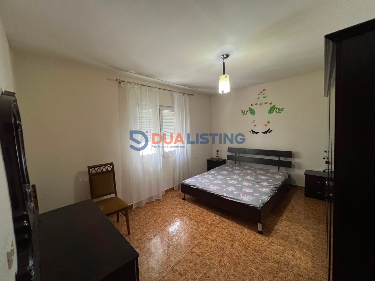 🏡 Apartament 2+1 me qira – Rruga Shefqet Musaraj