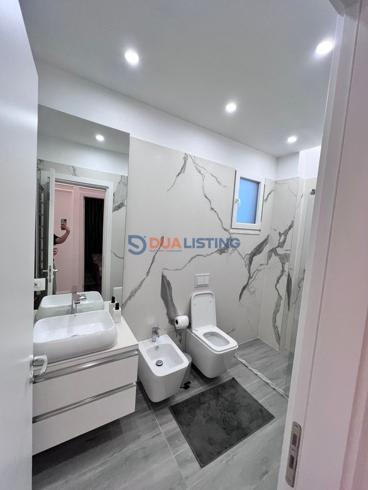 Jepet me Qira Apartament Modern 3+1 | Trio Towers, Don Bosko, Tiranë