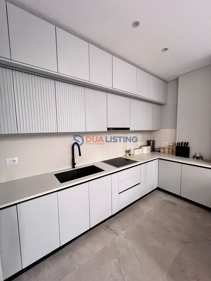Jepet me Qira Apartament Modern 3+1 | Trio Towers, Don Bosko, Tiranë
