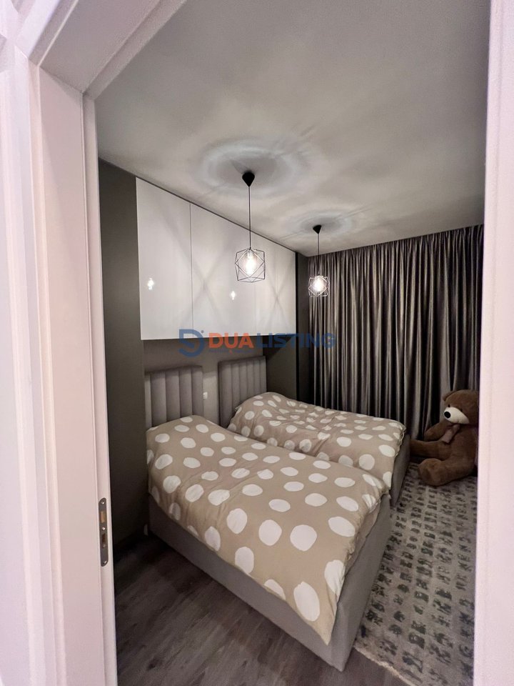 Jepet me Qira Apartament Modern 3+1 | Trio Towers, Don Bosko, Tiranë