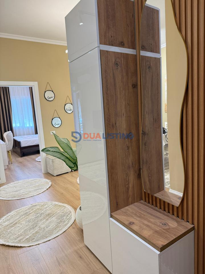FOR RENT APARTMENT 1+1 Xhamia, Botanical Garden!