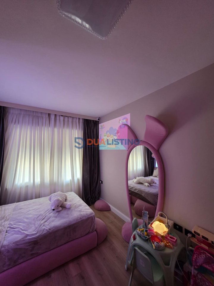Shitet Apartament 2+1+2 te Niku Construction, Komuna e Parisit!!