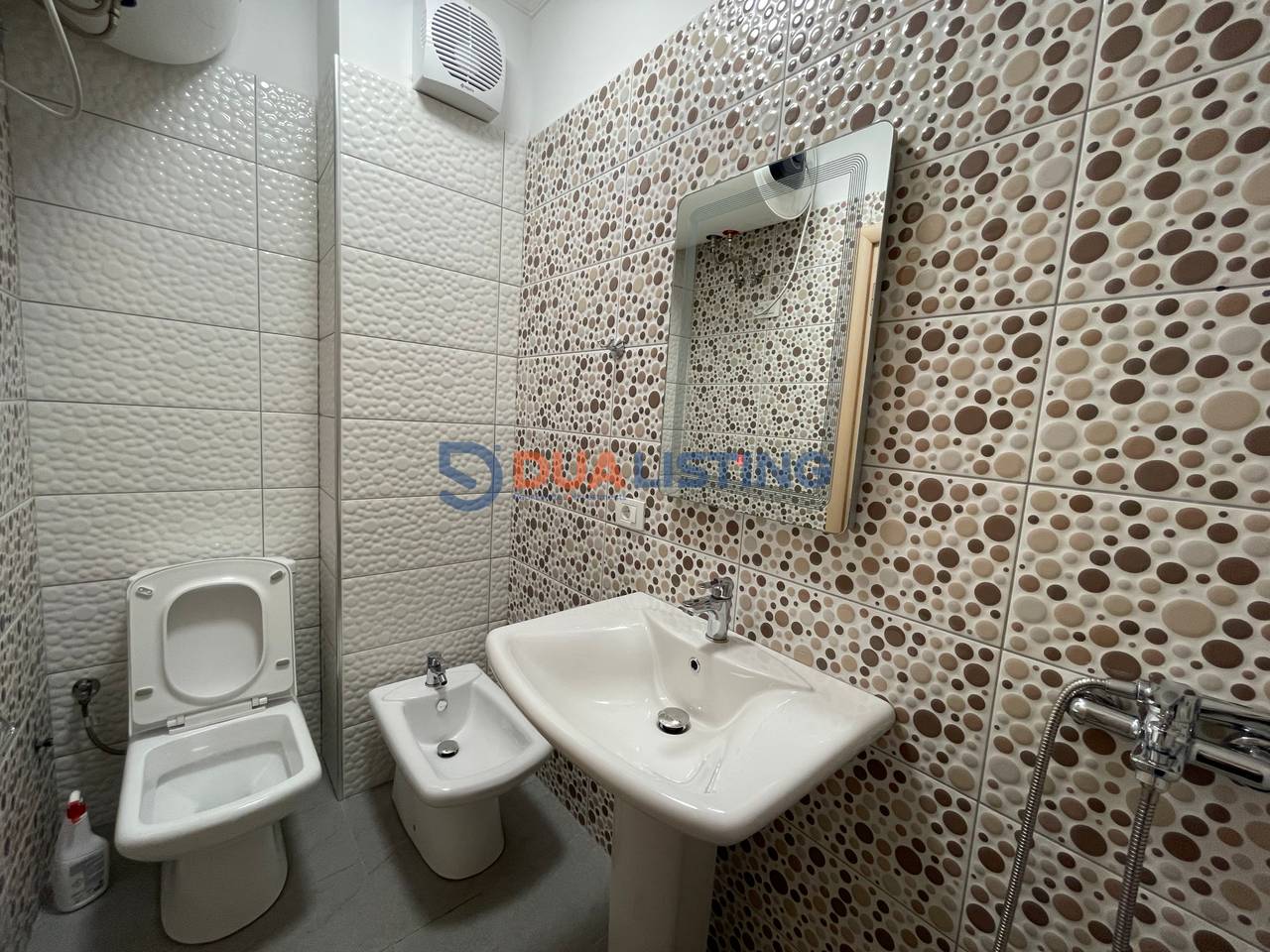We rent out a 3+1+3 Duplex at Rezidenca Kodra e Diellit 1 (extension)