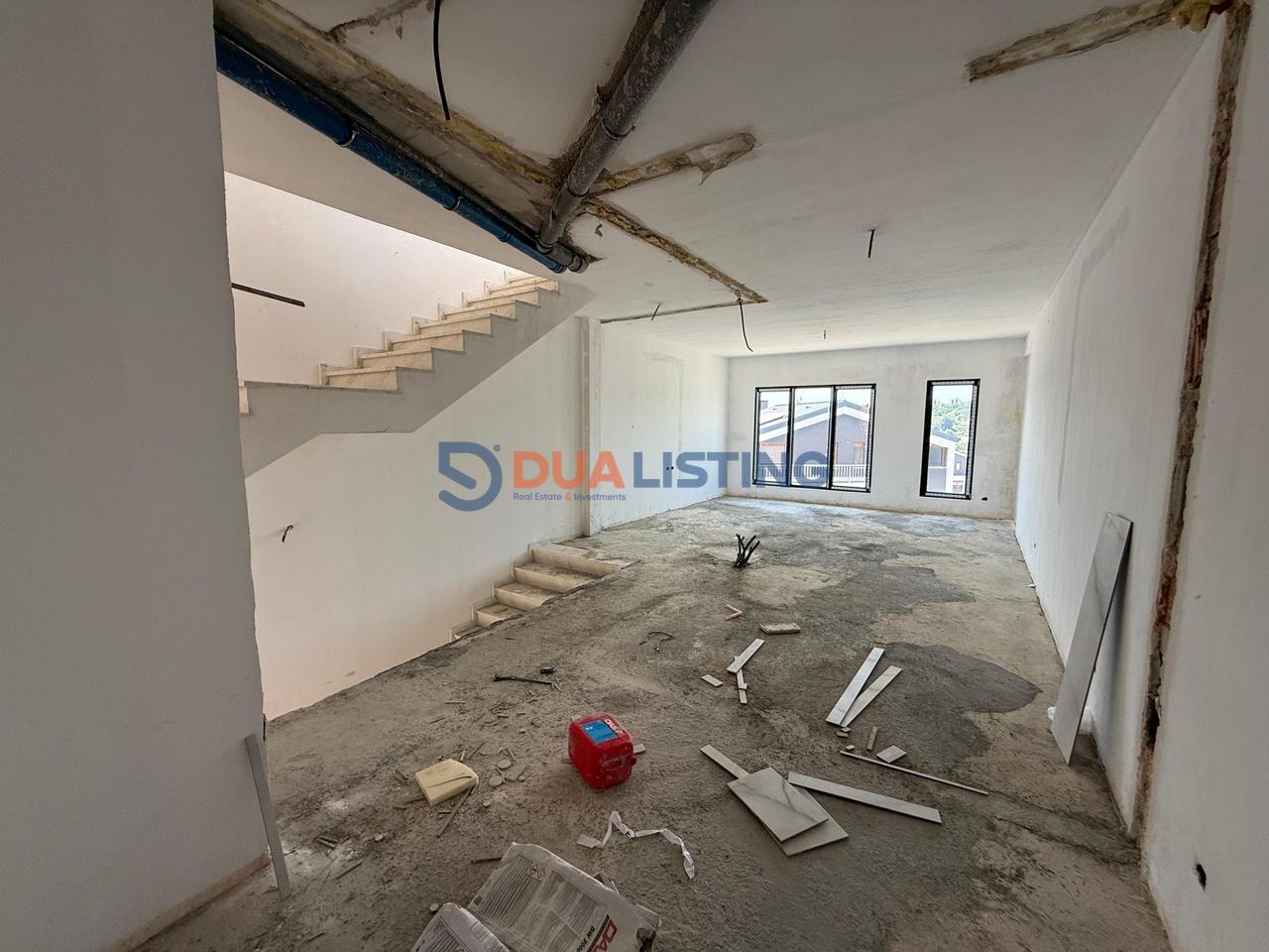 🏡 Luxury Duplex for Sale
📍 Piccadilly Residence, TEG – Tirana